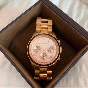 Michael Kors ‘Runway’ Rose Gold Watch